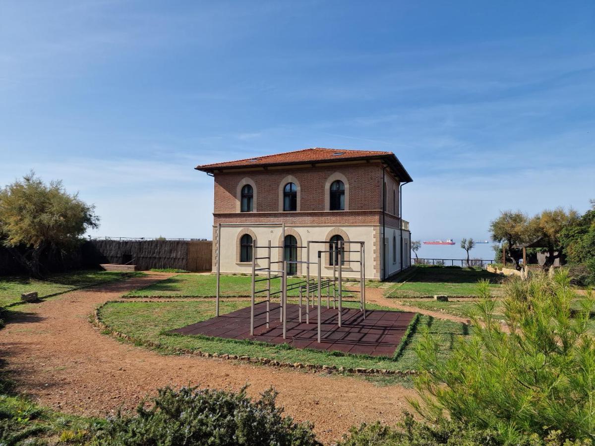 الشقق الفندقية ليفورنوفي  Cala Dei Mori المظهر الخارجي الصورة